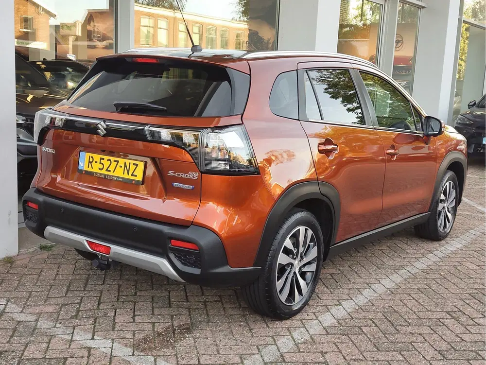 Suzuki S-Cross 1.4 BOOSTERJET STYLE SMART HYBRID AUT. 360 uit 2022, foto 5
