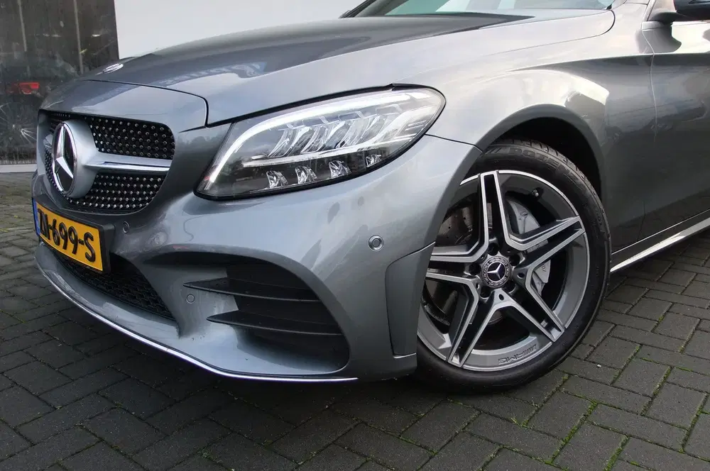 Mercedes-Benz C-Klasse 180 Business Solution AMG uit 2019, foto 4