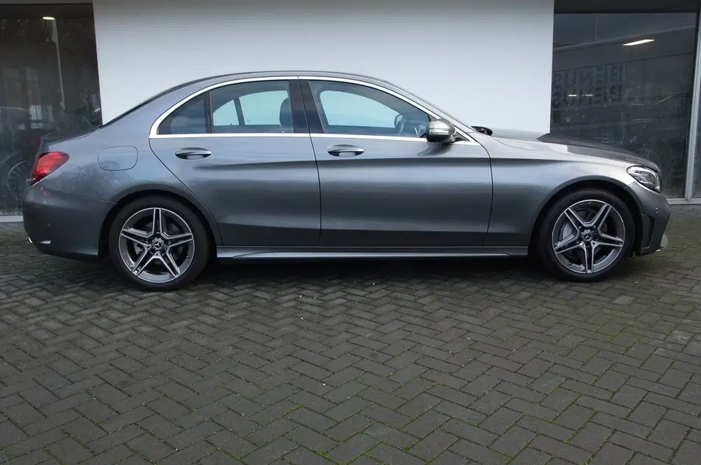 Mercedes-Benz C-Klasse 180 Business Solution AMG uit 2019, foto 7
