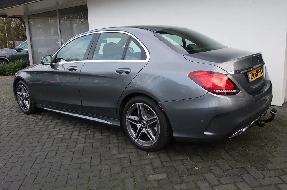 Mercedes-Benz C-Klasse 180 Business Solution AMG uit 2019, foto 9