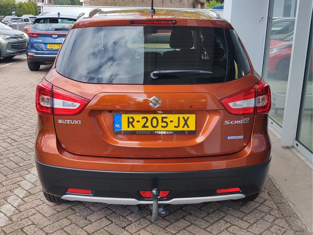 Suzuki S-Cross 1.4 BOOSTERJET SELECT SMART HYBRID Navi uit 2021, foto 4
