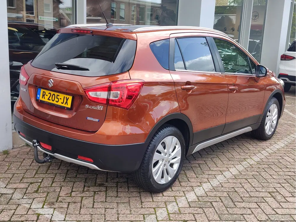 Suzuki S-Cross 1.4 BOOSTERJET SELECT SMART HYBRID Navi uit 2021, foto 5