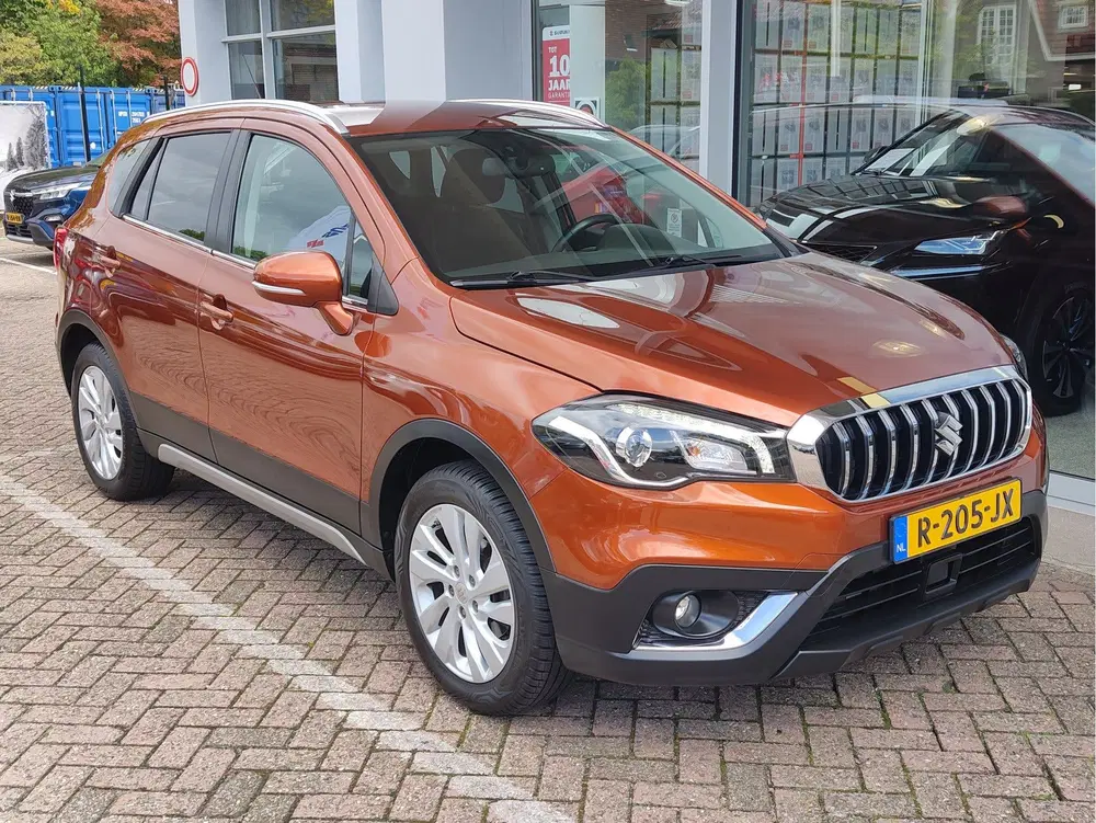 Suzuki S-Cross 1.4 BOOSTERJET SELECT SMART HYBRID Navi uit 2021, foto 7