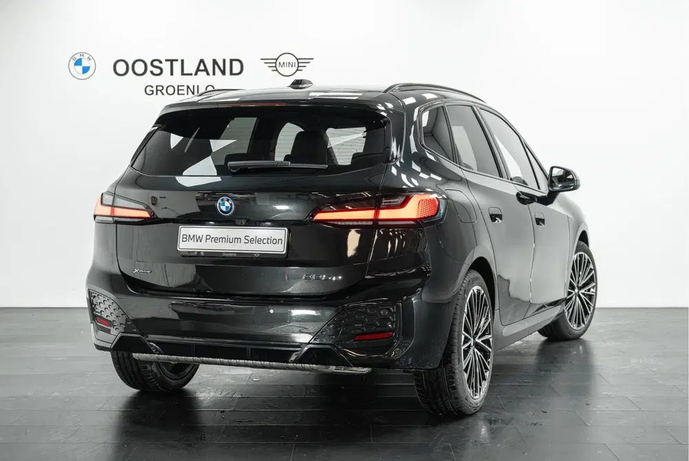 BMW 2-serie Active Tourer 225e xDrive M Sport Automaat uit 2026, foto 2