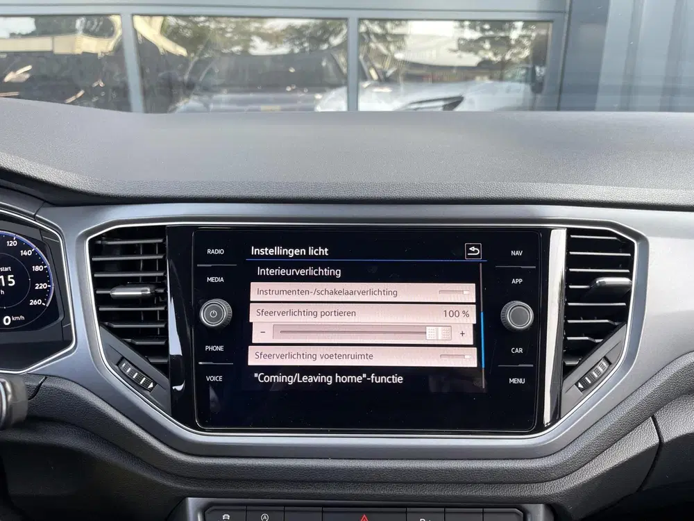 Volkswagen T-Roc 1.5 TSI R-Line AUT. TREKHAAK uit 2021, foto 12