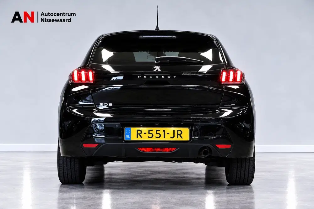Peugeot 208 1.2 PureTech Allure Pack uit 2022, foto 6