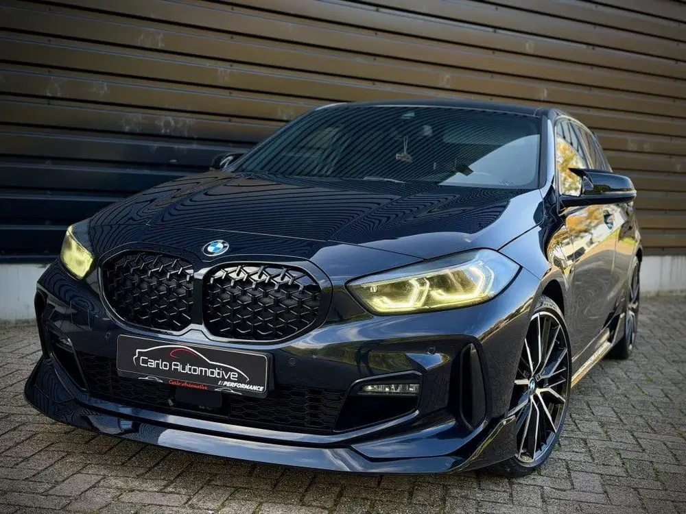 BMW 1-serie 118i 118i M-PERFORMANCE M135 M SCHAALSTOEL uit 2022, foto 14