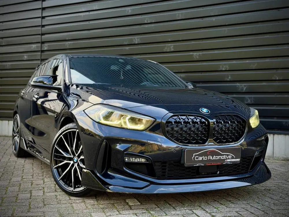 BMW 1-serie 118i 118i M-PERFORMANCE M135 M SCHAALSTOEL uit 2022, foto 15