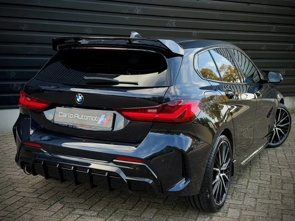 BMW 1-serie 118i 118i M-PERFORMANCE M135 M SCHAALSTOEL uit 2022, foto 7
