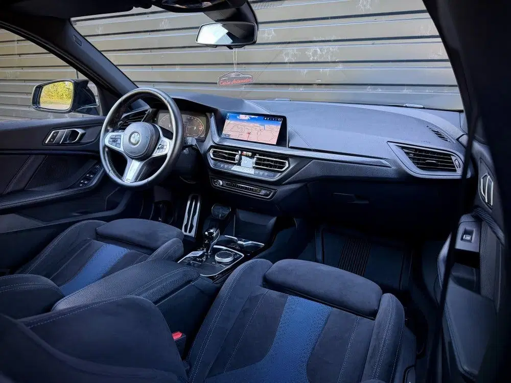 BMW 1-serie 118i 118i M-PERFORMANCE M135 M SCHAALSTOEL uit 2022, foto 8