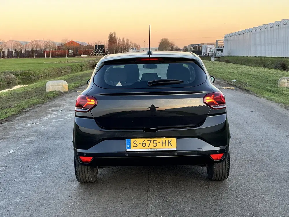 Dacia Sandero 1.0 TCe 100 ECO-G Expression Camera uit 2023, foto 4