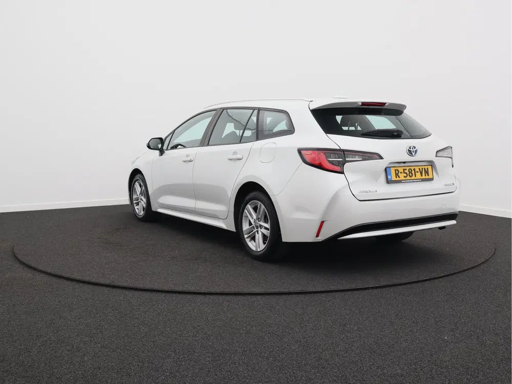 Toyota Corolla 1.8 Hybrid Active uit 2022, foto 14