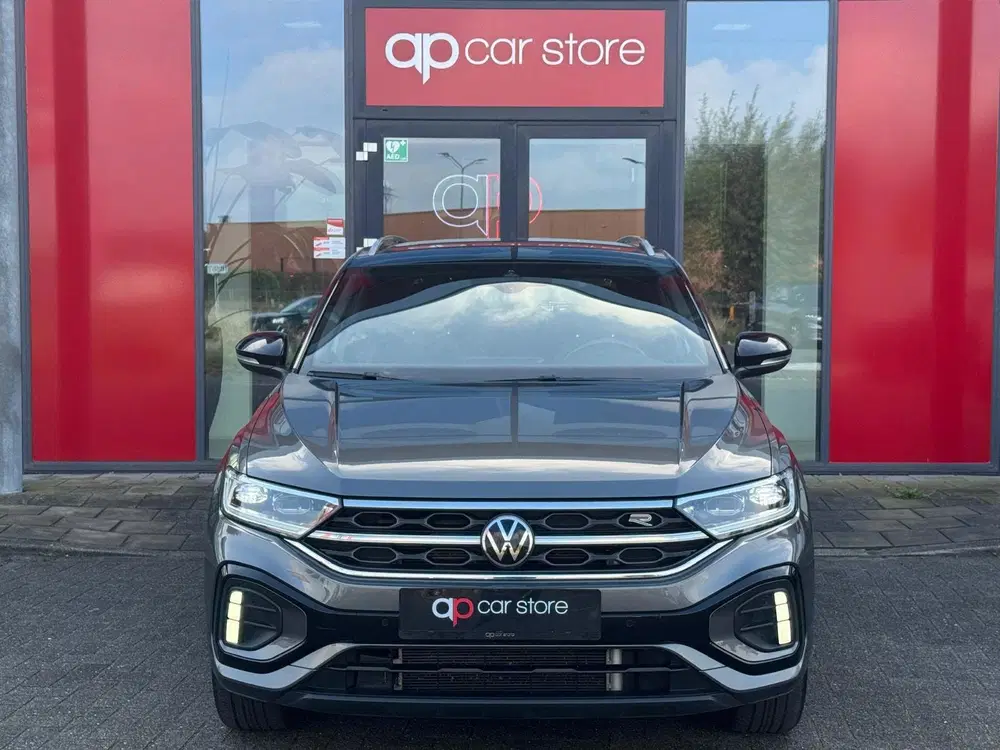 Volkswagen T-Roc R-Line DSG-7 uit 2023, foto 2