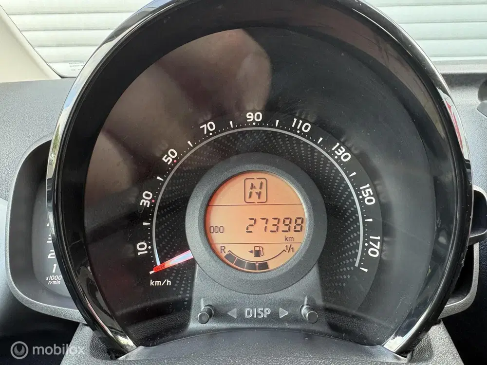 Toyota Aygo 1.0 VVT-i x-clusiv*NIEUWSTAAT*P-CAMERA*APP uit 2019, foto 13