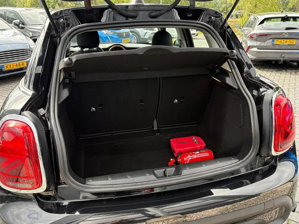 Mini One 1.5 One uit 2021, foto 7