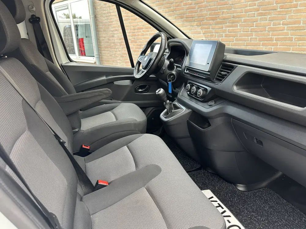 Renault Trafic 2.0dCi 130PK Lang uit 2023, foto 14
