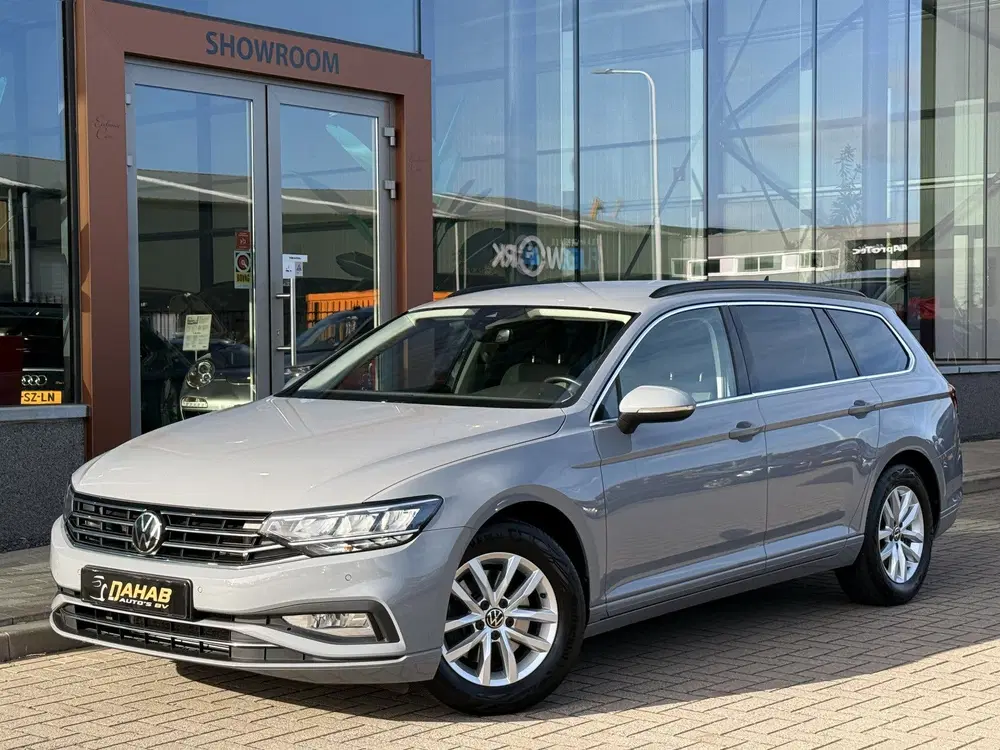 Volkswagen Passat 1.5 TSI Business uit 2023, foto 3