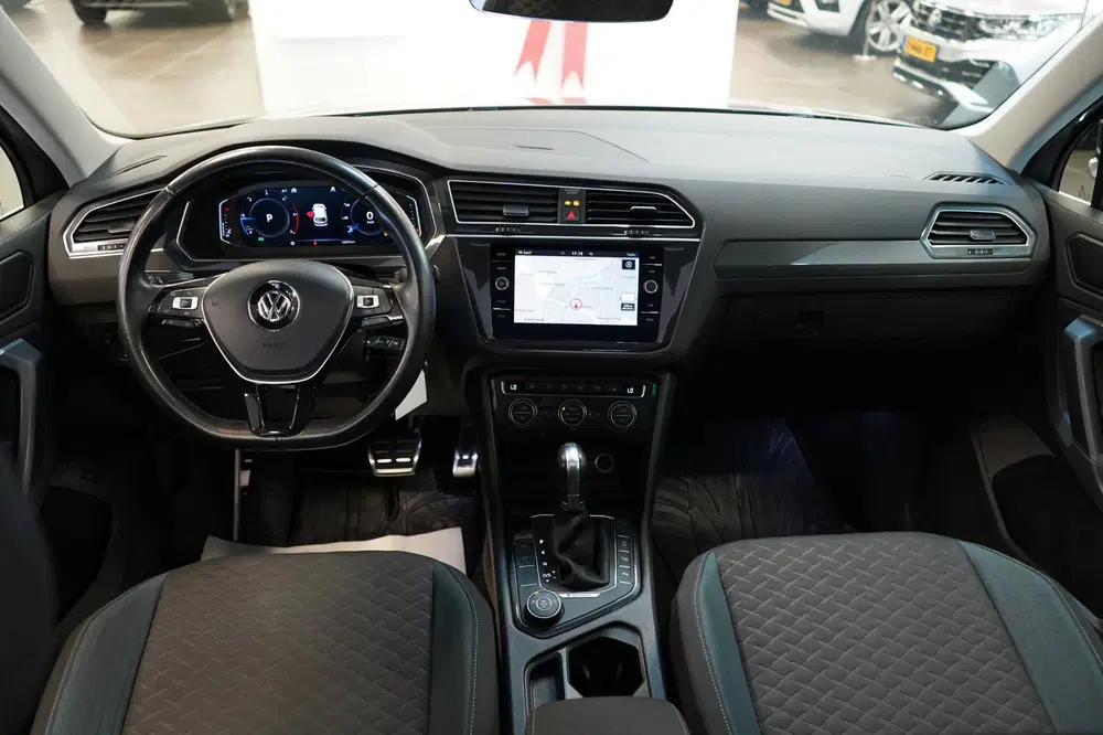 Volkswagen Tiguan 2.0 TDI 4Motion Highline Business R uit 2019, foto 10