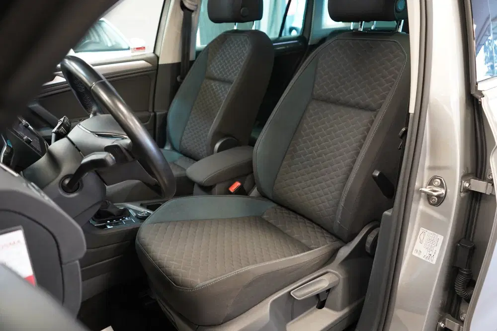 Volkswagen Tiguan 2.0 TDI 4Motion Highline Business R uit 2019, foto 13