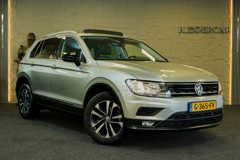 Volkswagen Tiguan 2.0 TDI 4Motion Highline Business R uit 2019, foto 3