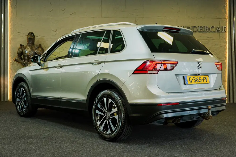 Volkswagen Tiguan 2.0 TDI 4Motion Highline Business R uit 2019, foto 7