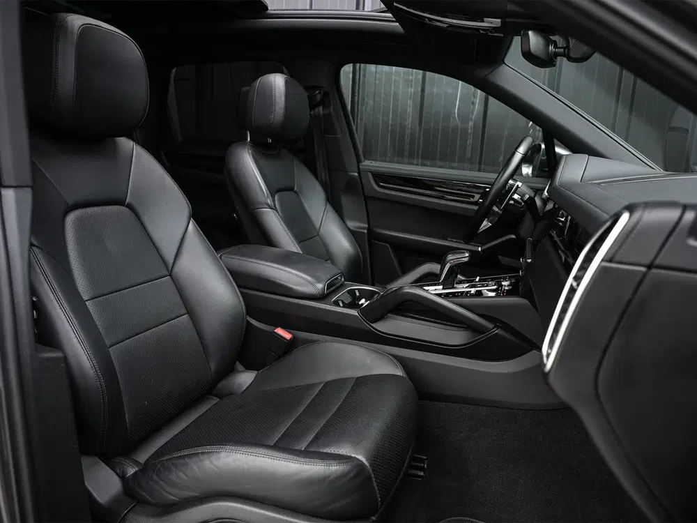Porsche Cayenne 3.0 uit 2019, foto 8