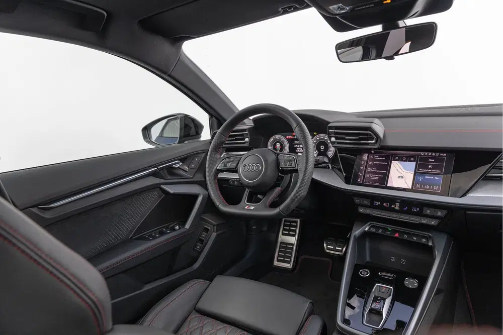 Audi A3 45 TFSI e S edition Competition Pano S-sto uit 2026, foto 3