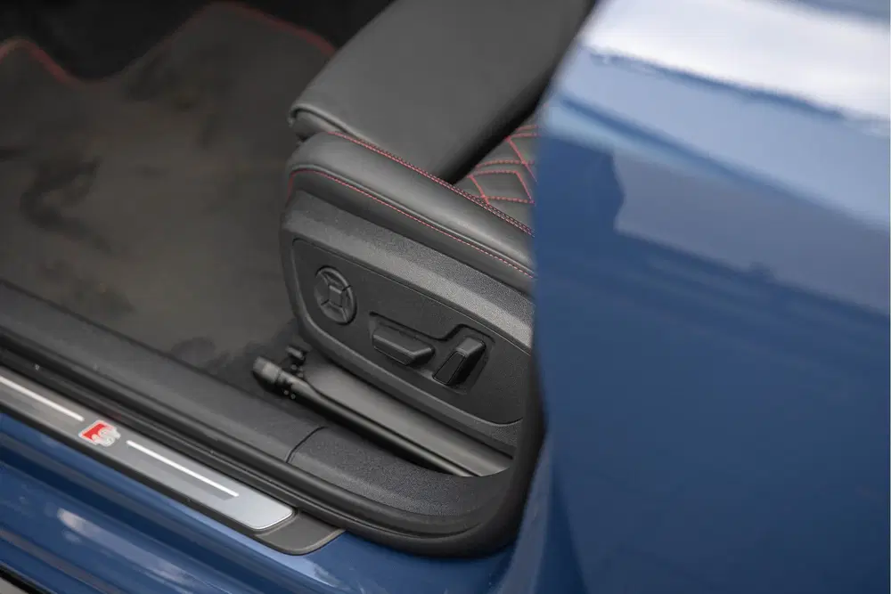Audi A3 45 TFSI e S edition Competition Pano S-sto uit 2026, foto 8