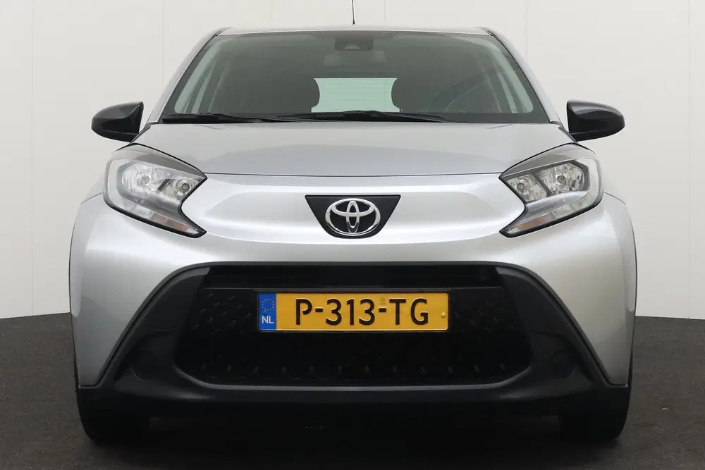 Toyota Aygo X 1.0 VVT-i MT Play Adapt. Cruise Carplay Ca uit 2022, foto 3