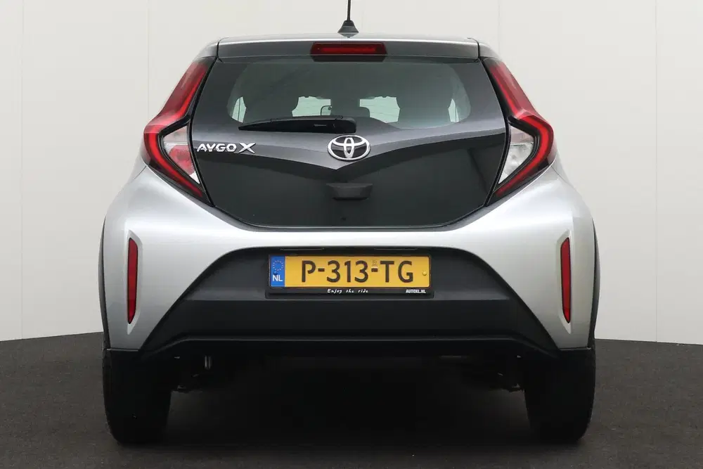 Toyota Aygo X 1.0 VVT-i MT Play Adapt. Cruise Carplay Ca uit 2022, foto 4