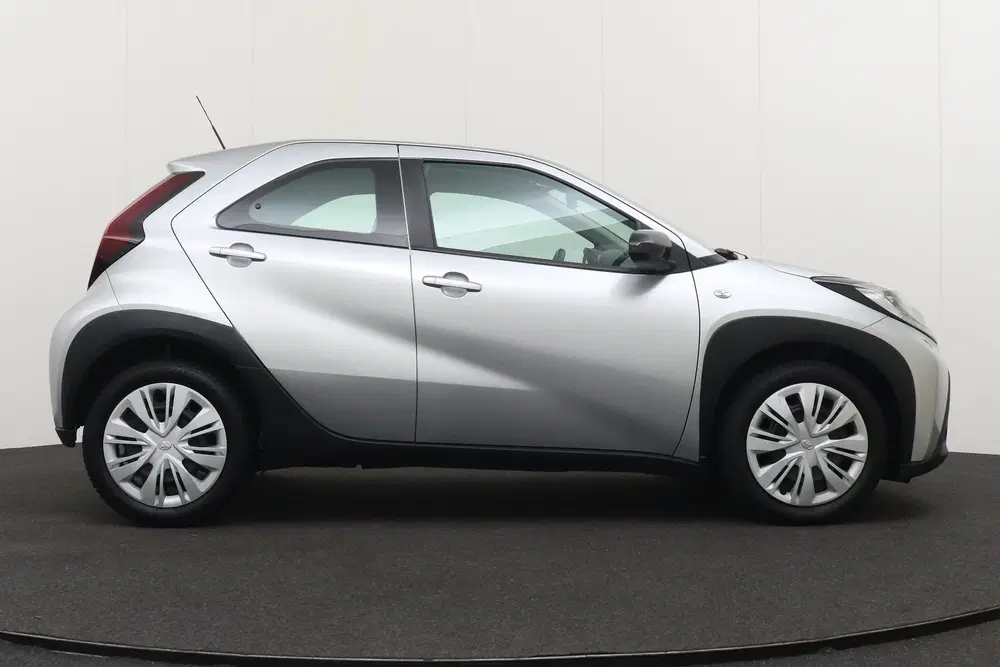 Toyota Aygo X 1.0 VVT-i MT Play Adapt. Cruise Carplay Ca uit 2022, foto 6