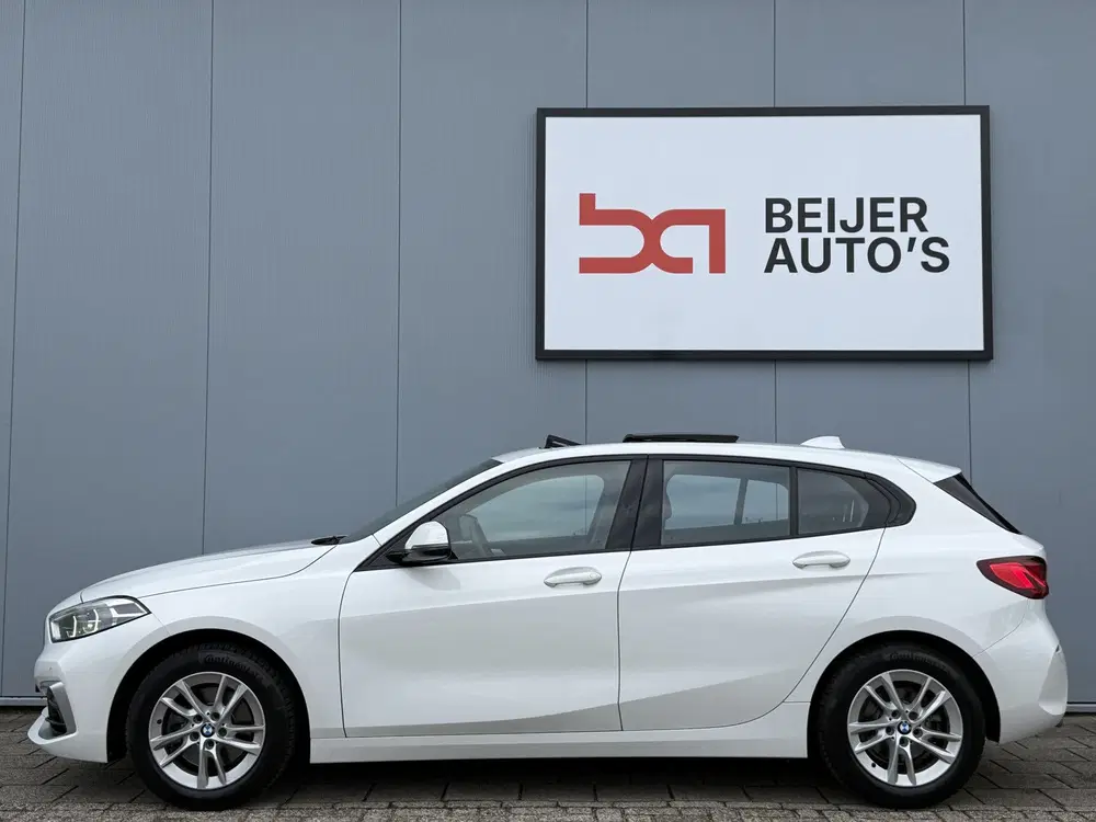 BMW 1-serie 118i High Executive Automaat uit 2020, foto 4