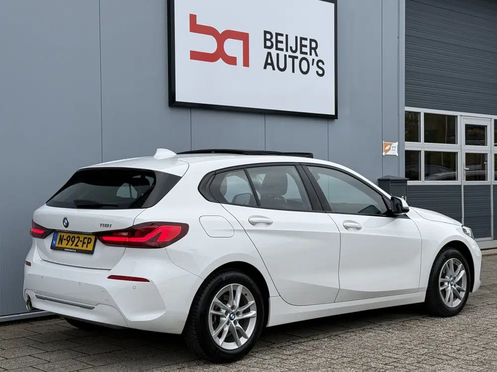 BMW 1-serie 118i High Executive Automaat uit 2020, foto 5