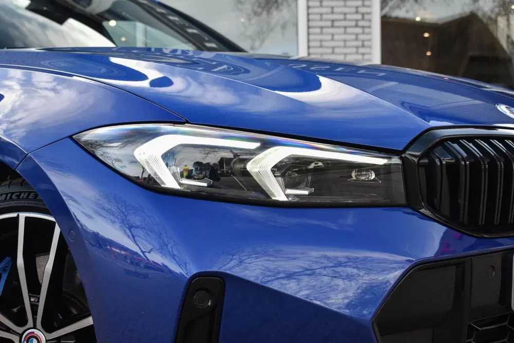 BMW 3-serie 320e M-Sport Pro Pano Trekhaak Leder Elc uit 2023, foto 8