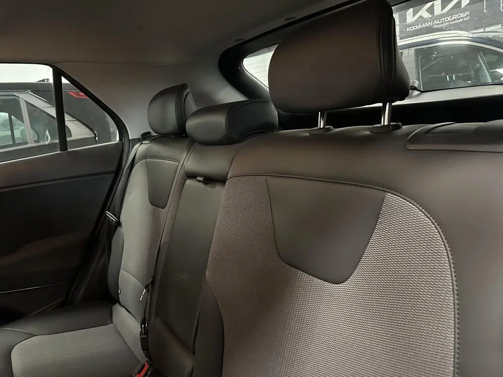 Kia Niro 1.6 GDi Hybrid DynamicLine uit 2026, foto 15
