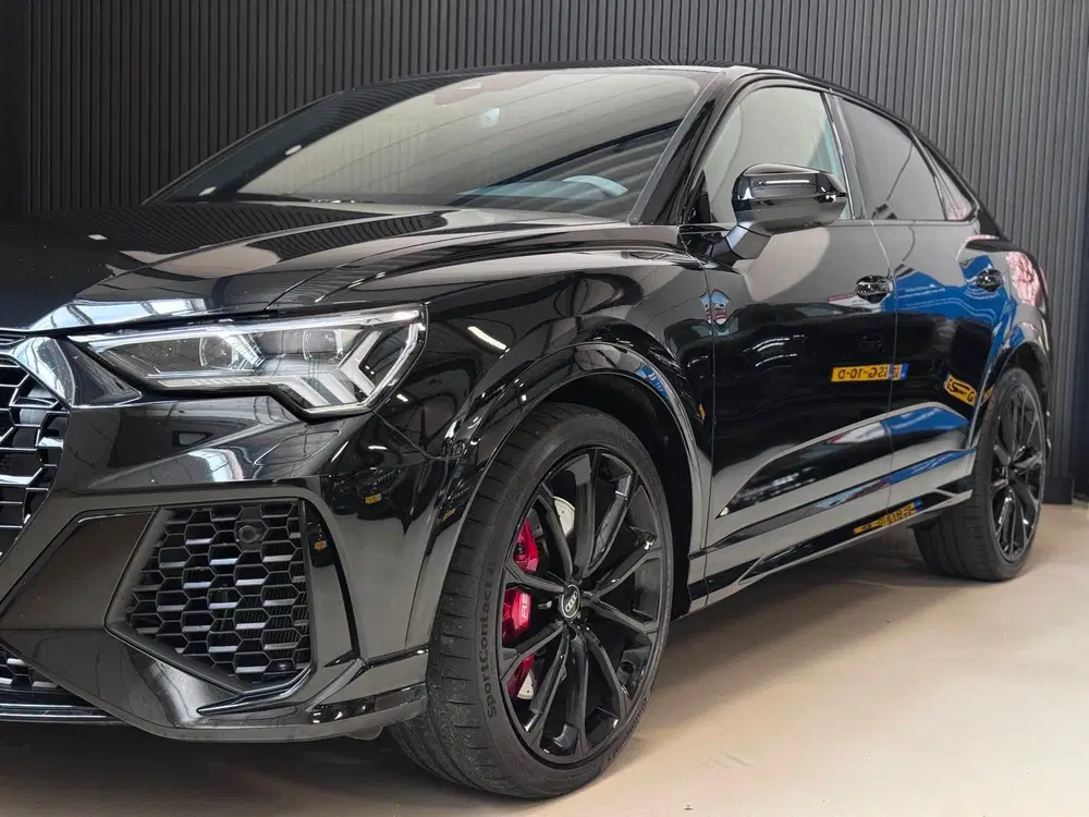 Audi RS Q3 Sportback uit 2023, foto 3
