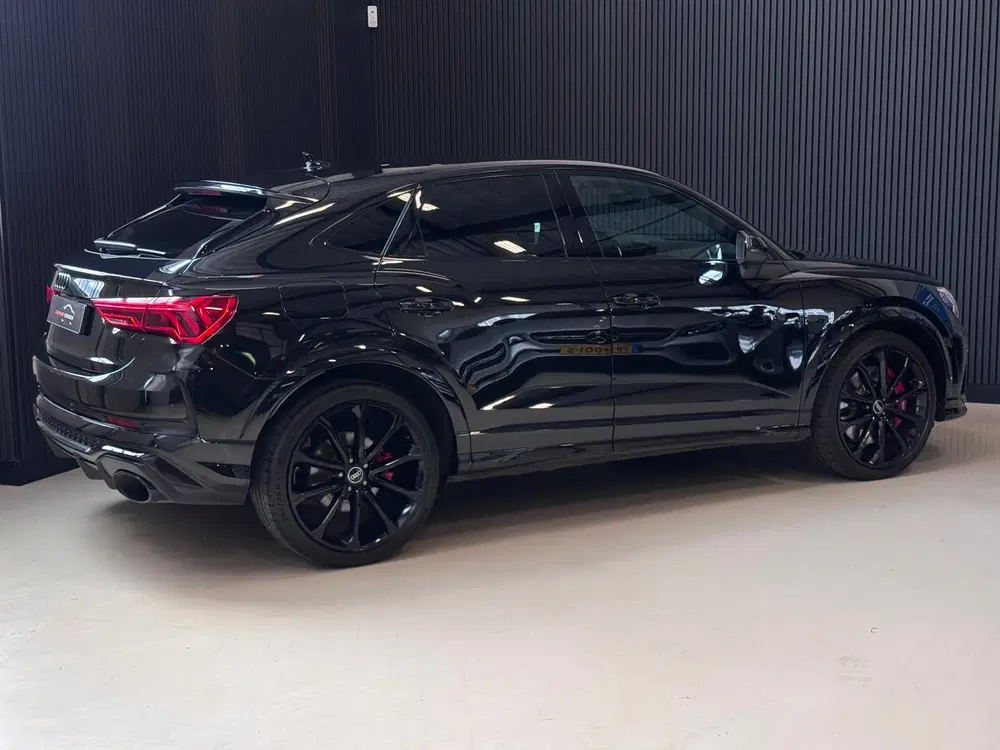 Audi RS Q3 Sportback uit 2023, foto 8