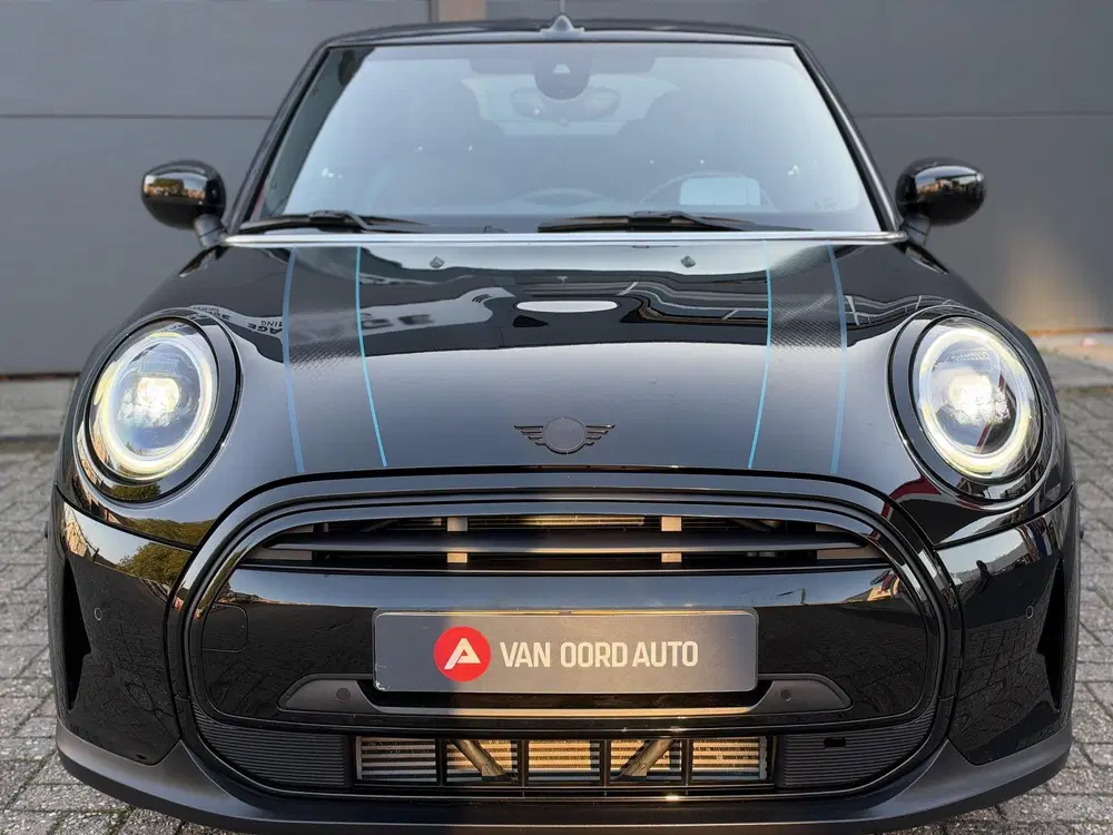 Mini Cabrio 1.5 Cooper Sidewalk Edition uit 2022, foto 11