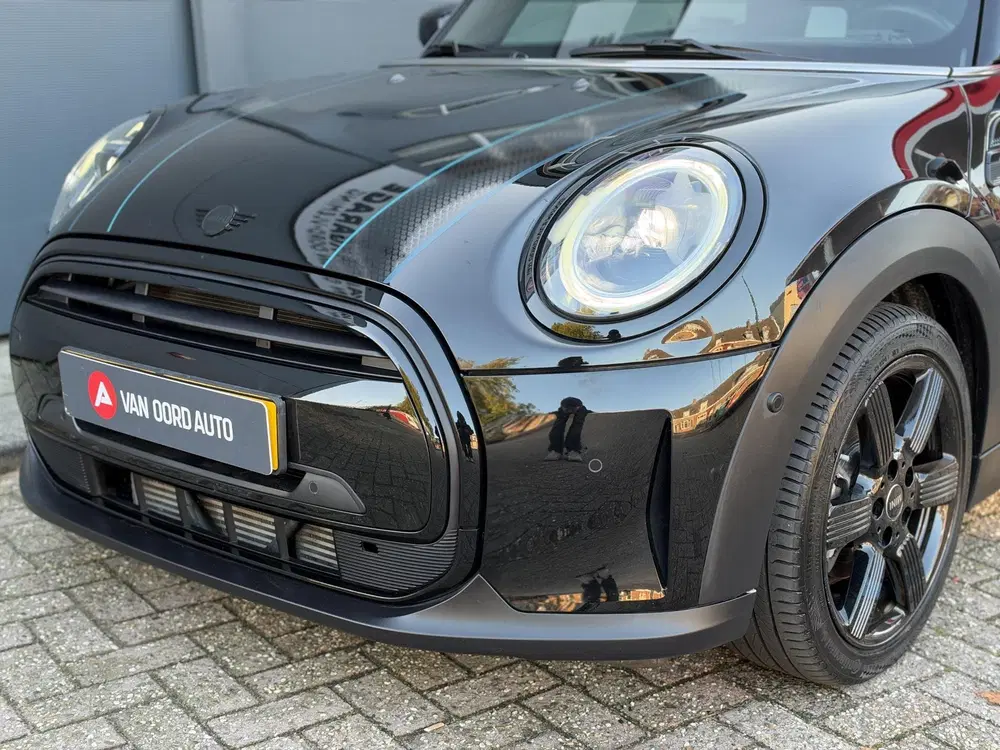 Mini Cabrio 1.5 Cooper Sidewalk Edition uit 2022, foto 15