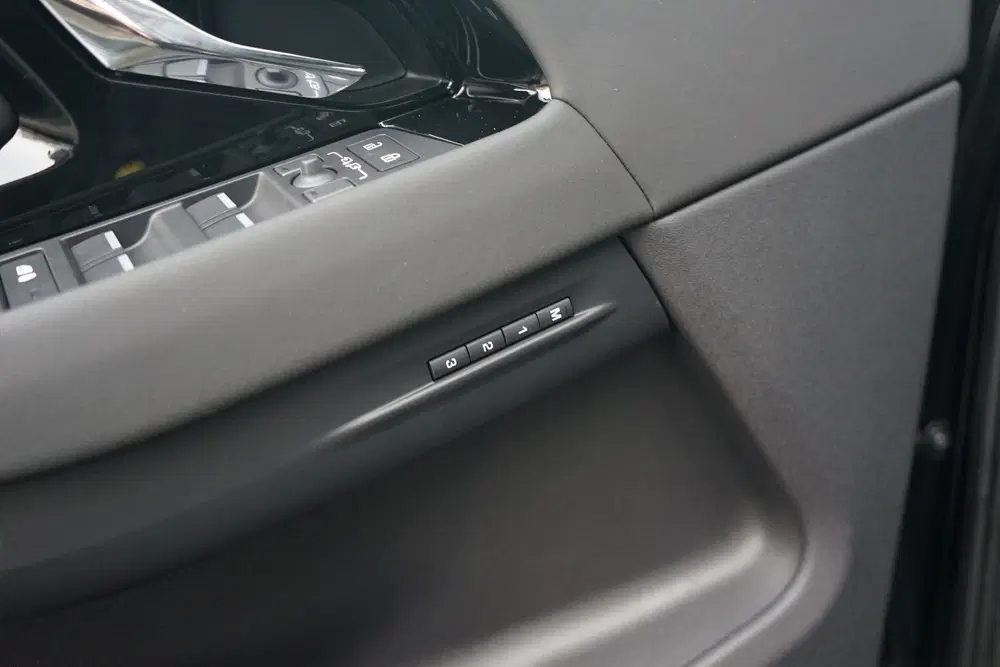 Land Rover Range Rover Evoque P270e PHEV AWD Business Editio uit 2026, foto 15