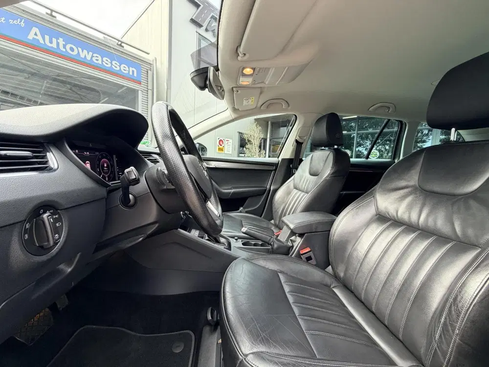 Skoda Octavia 1.0 TSI Greentech Style Business uit 2019, foto 3