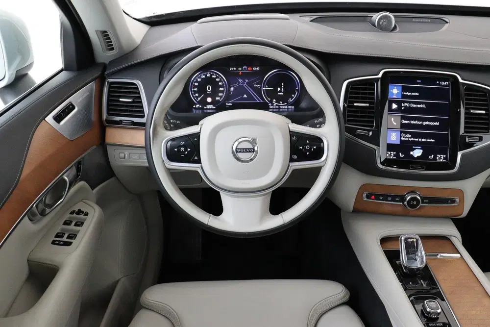 Volvo XC90 T8 TWIN ENGINE AWD INSCRIPTION INTRO EDITI uit 2020, foto 2