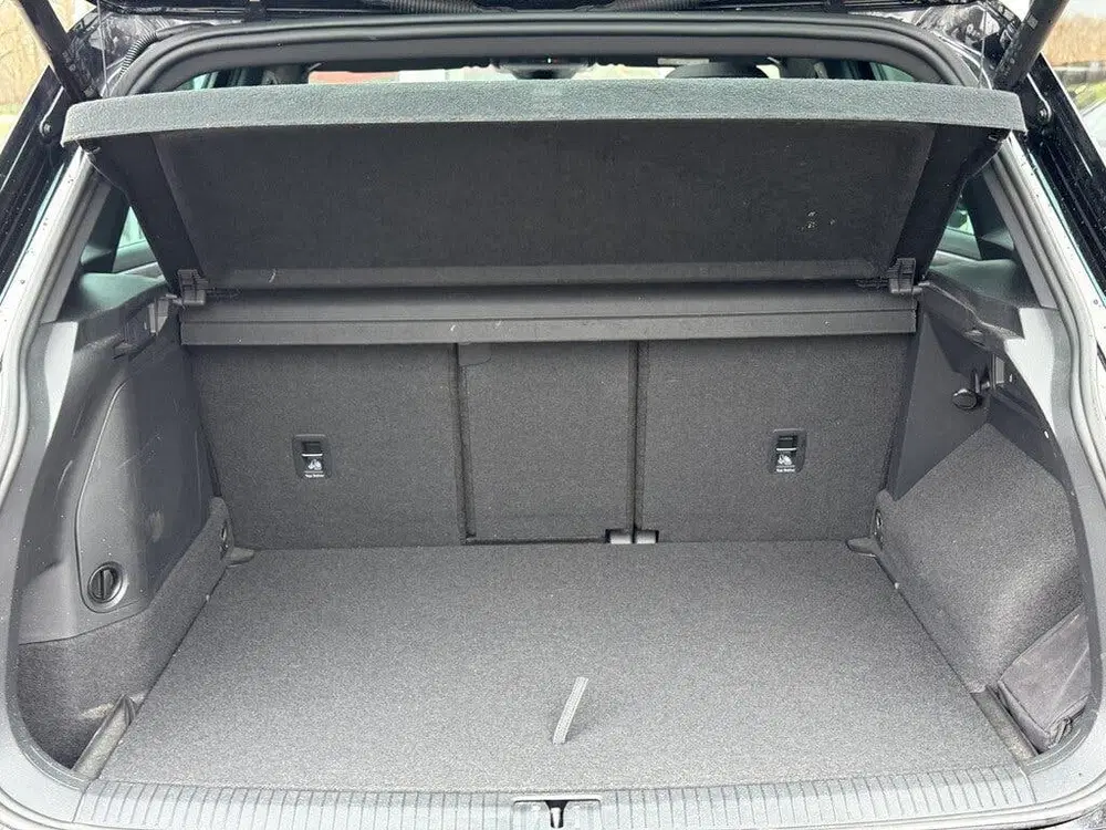 Volkswagen Tiguan 1.4 TSI eHybrid R-Line Business+ uit 2022, foto 13