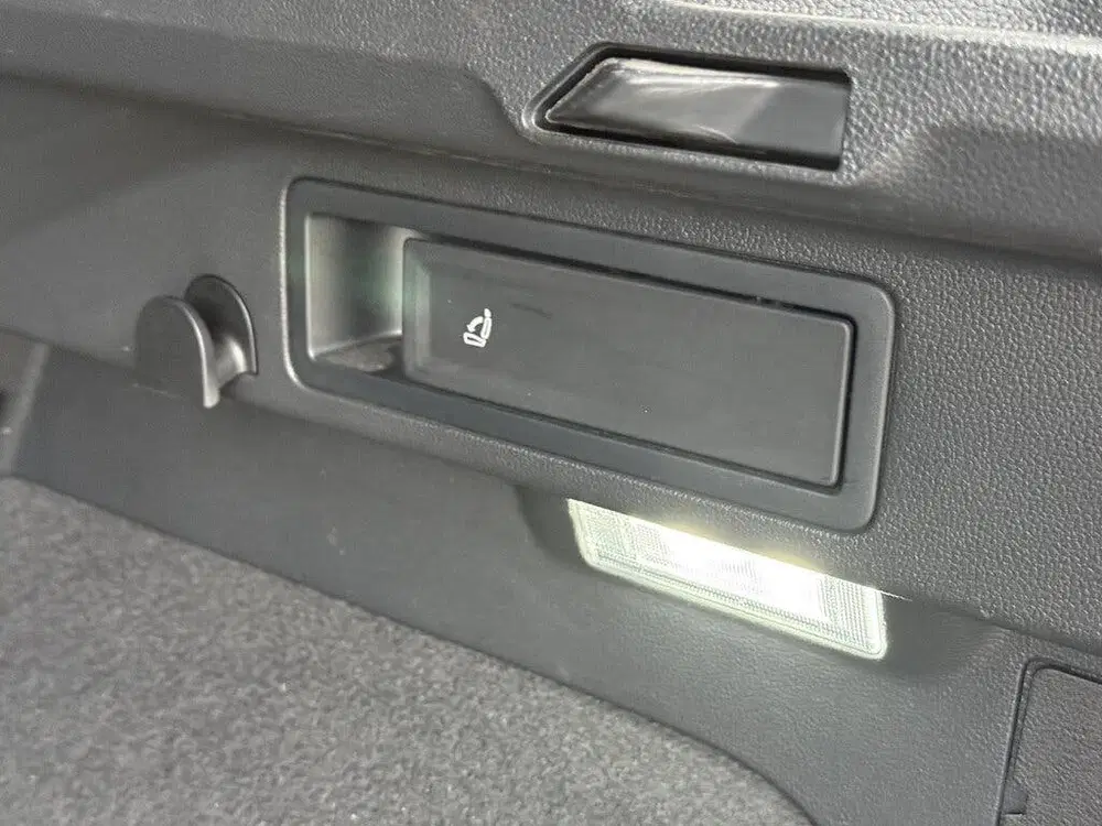 Volkswagen Tiguan 1.4 TSI eHybrid R-Line Business+ uit 2022, foto 15