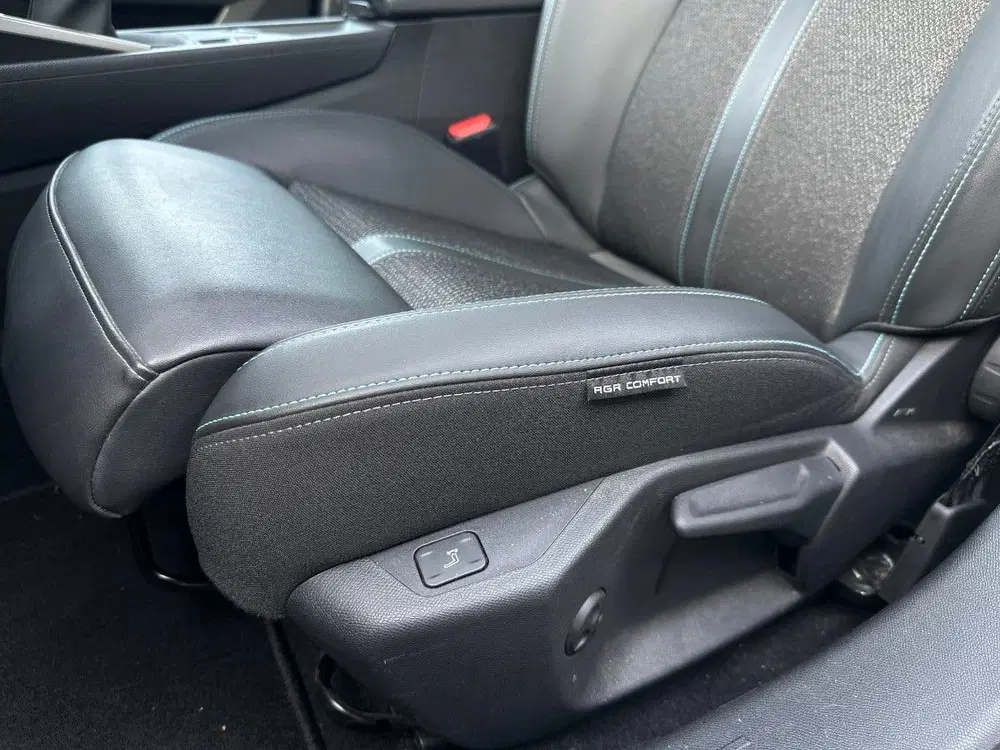 Peugeot 308 1.2 PureTech uit 2023, foto 8