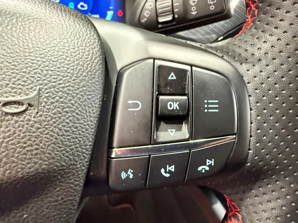 Ford Kuga 2.5 PHEV ST-Line X uit 2023, foto 15