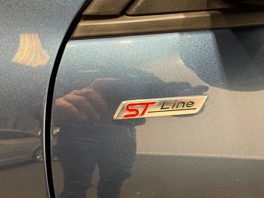Ford Kuga 2.5 PHEV ST-Line X uit 2023, foto 8