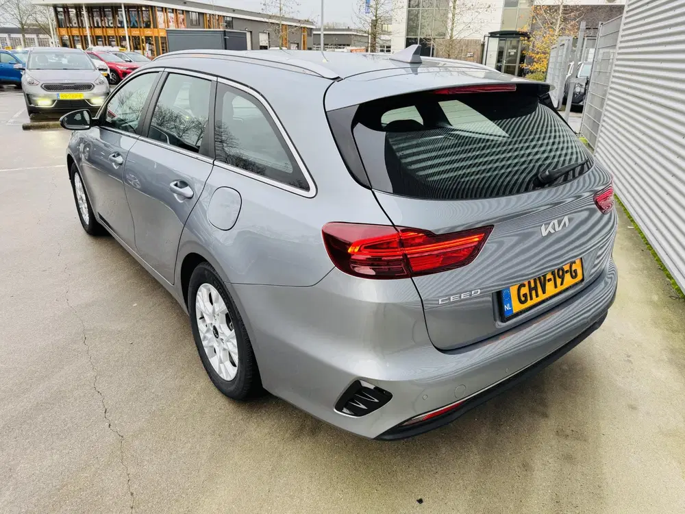 Kia Ceed 1.5 T-GDi DynamicLine Trekhaak Afneemba uit 2024, foto 4