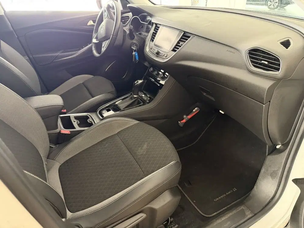 Opel Grandland 1.2 Turbo Elegance uit 2021, foto 3