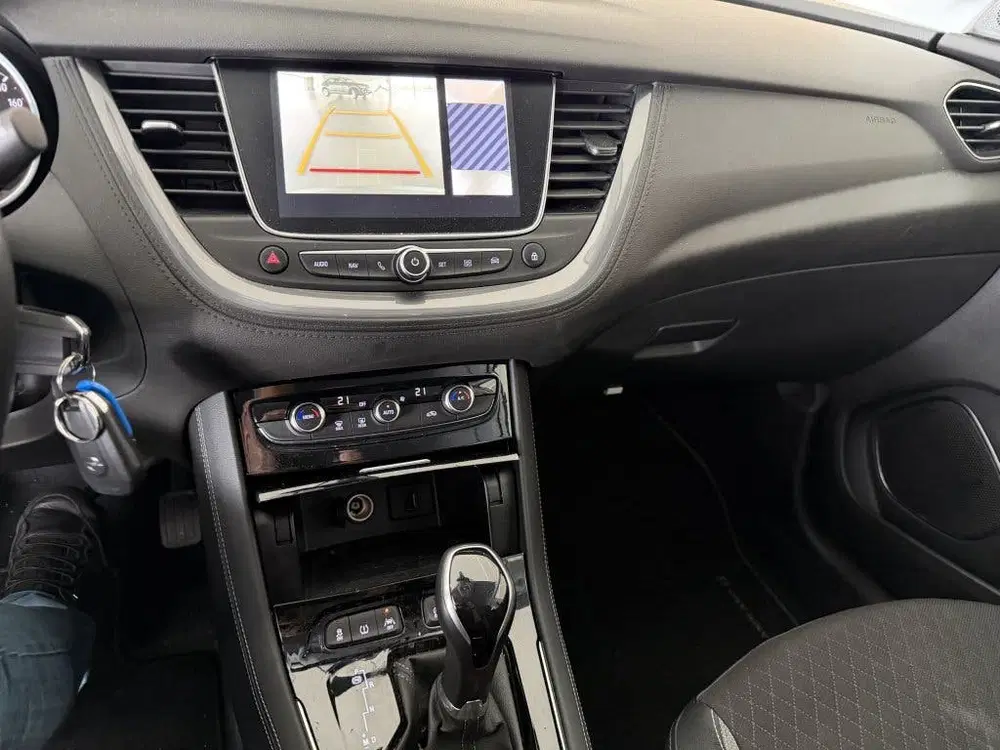 Opel Grandland 1.2 Turbo Elegance uit 2021, foto 8